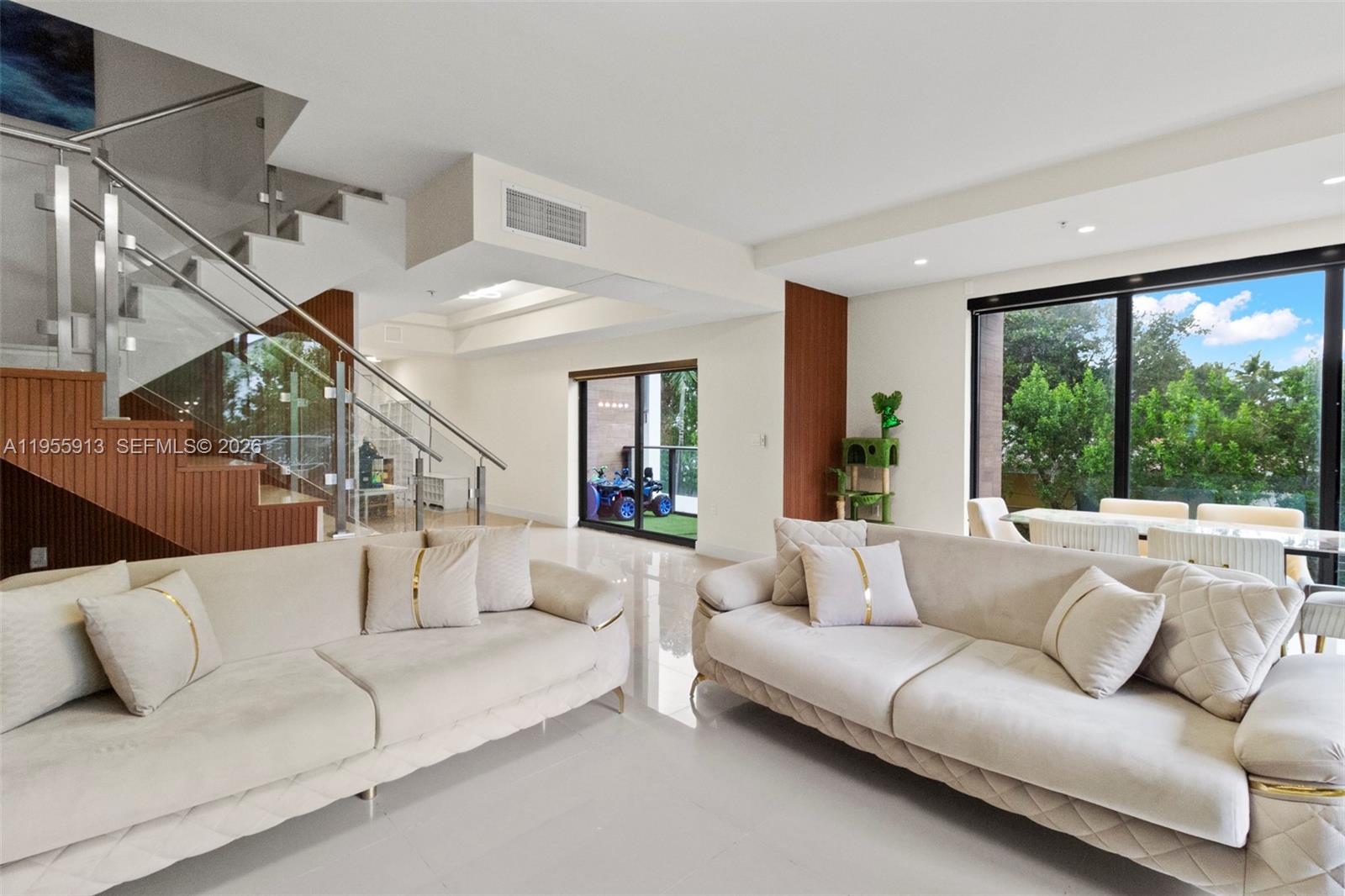 3040 N Ocean Blvd #N101, Fort Lauderdale FL 33308