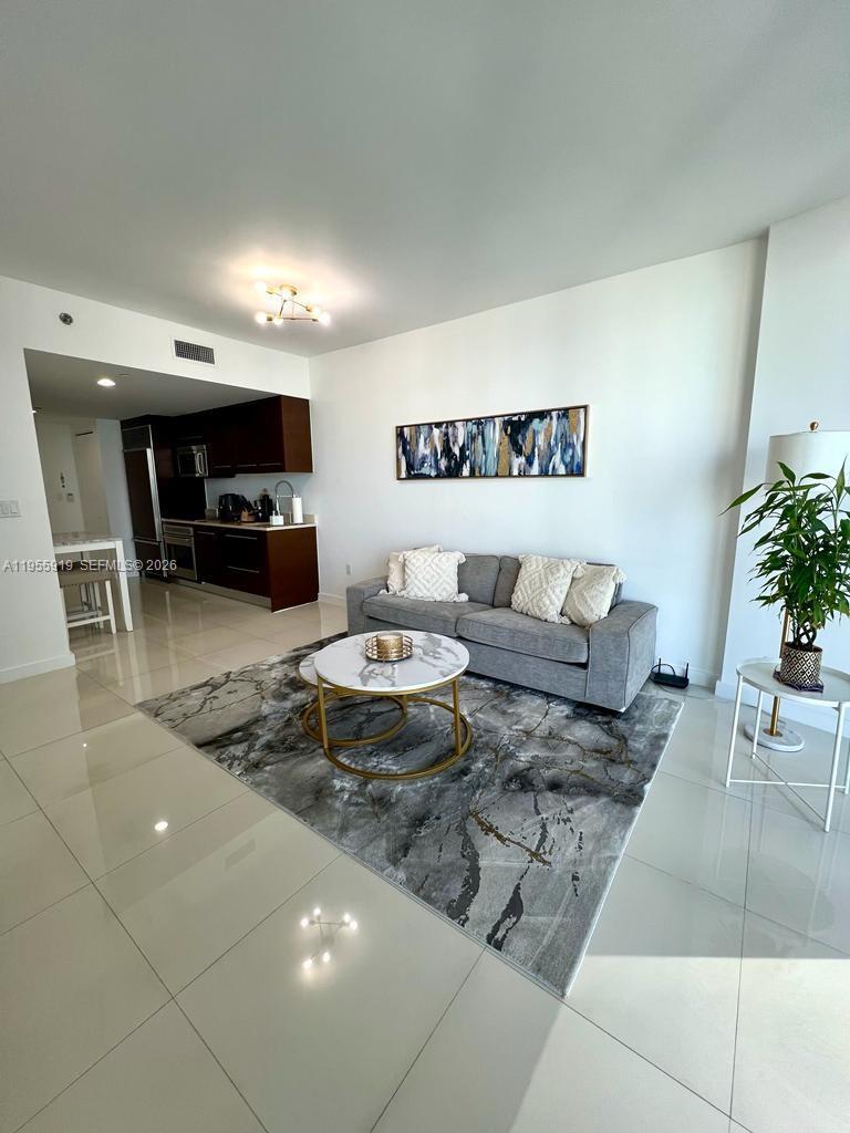 495 Brickell Ave #3208, Miami FL 33131