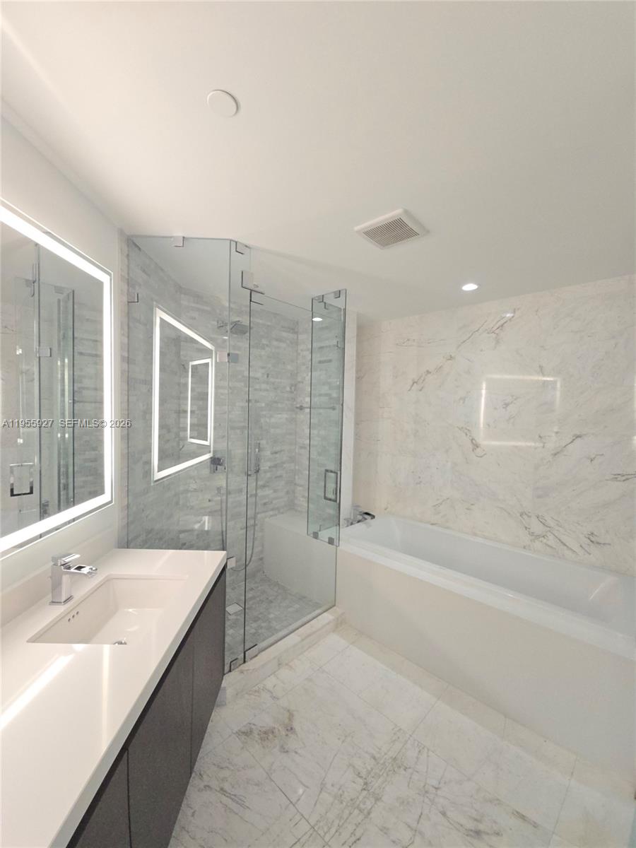 851 NE 1st Ave #4604, Miami FL 33132