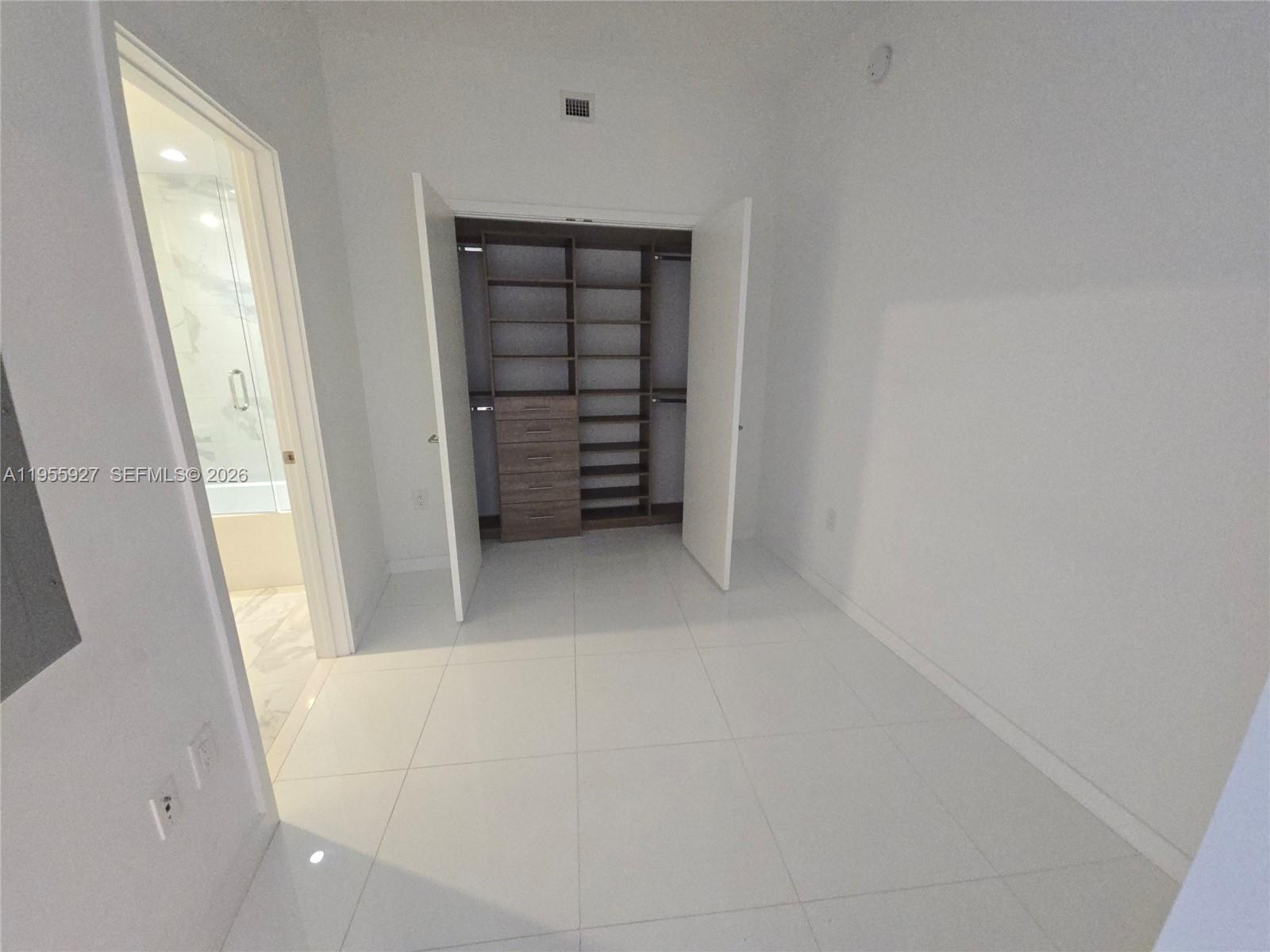 851 NE 1st Ave #4604, Miami FL 33132