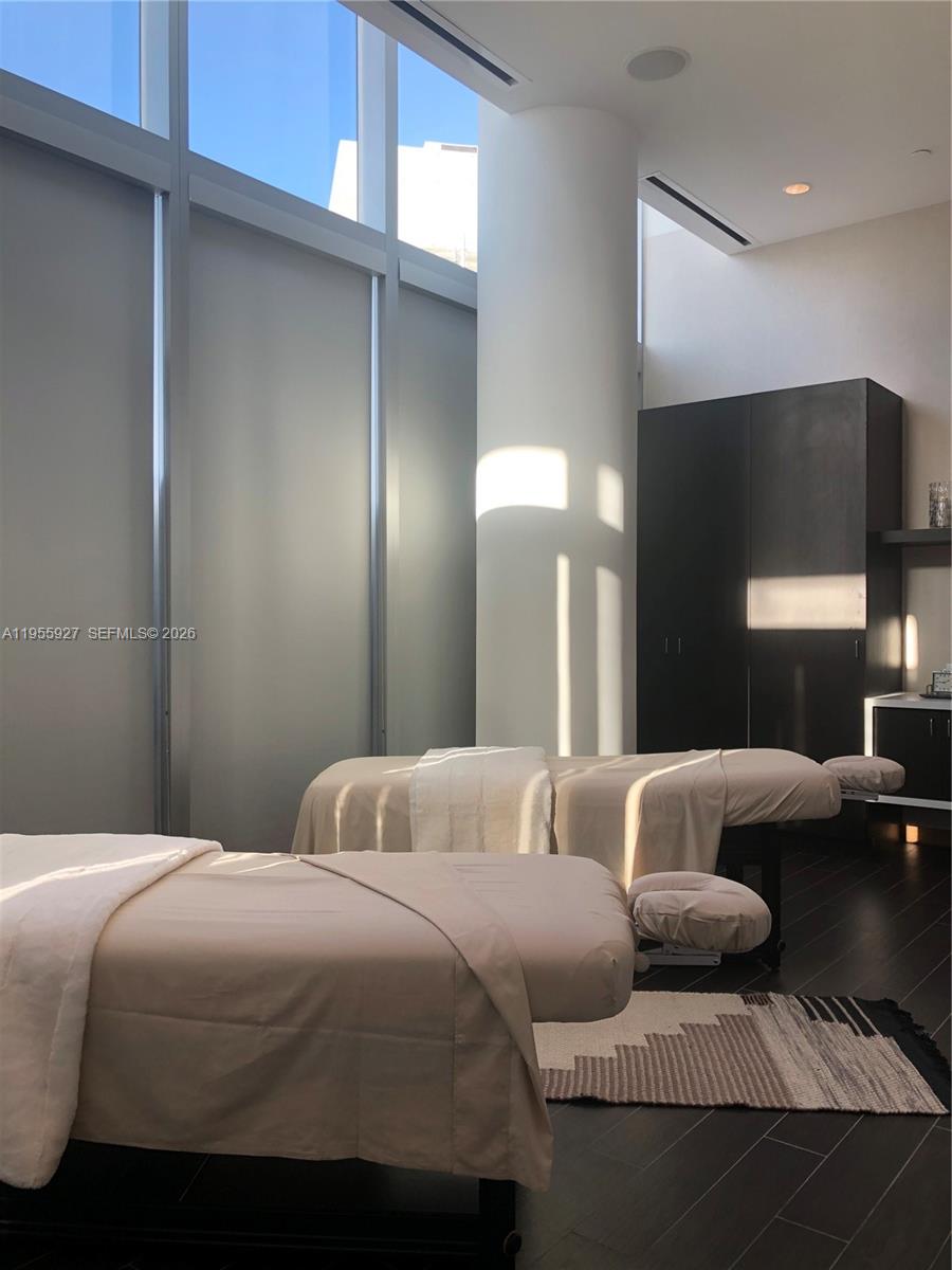 851 NE 1st Ave #4604, Miami FL 33132