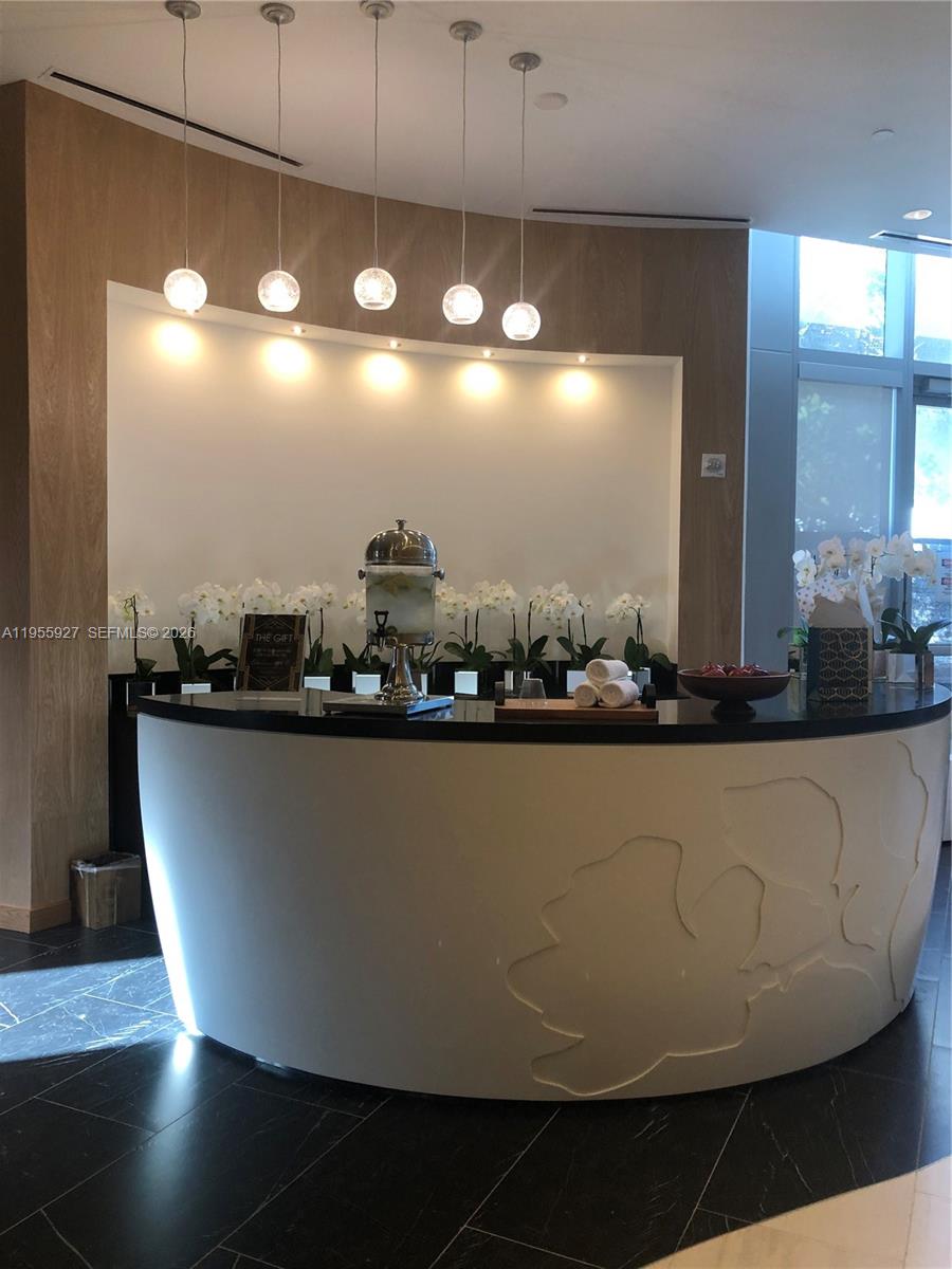851 NE 1st Ave #4604, Miami FL 33132