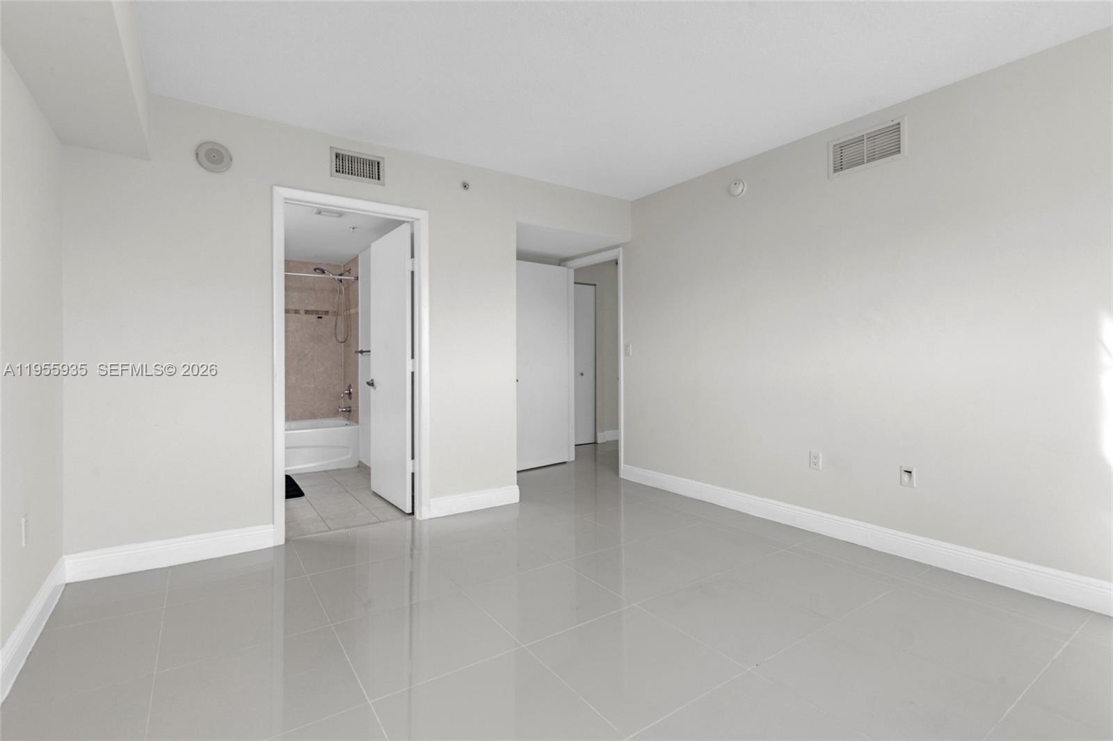 1861 NW S River Dr #2209, Miami FL 33125