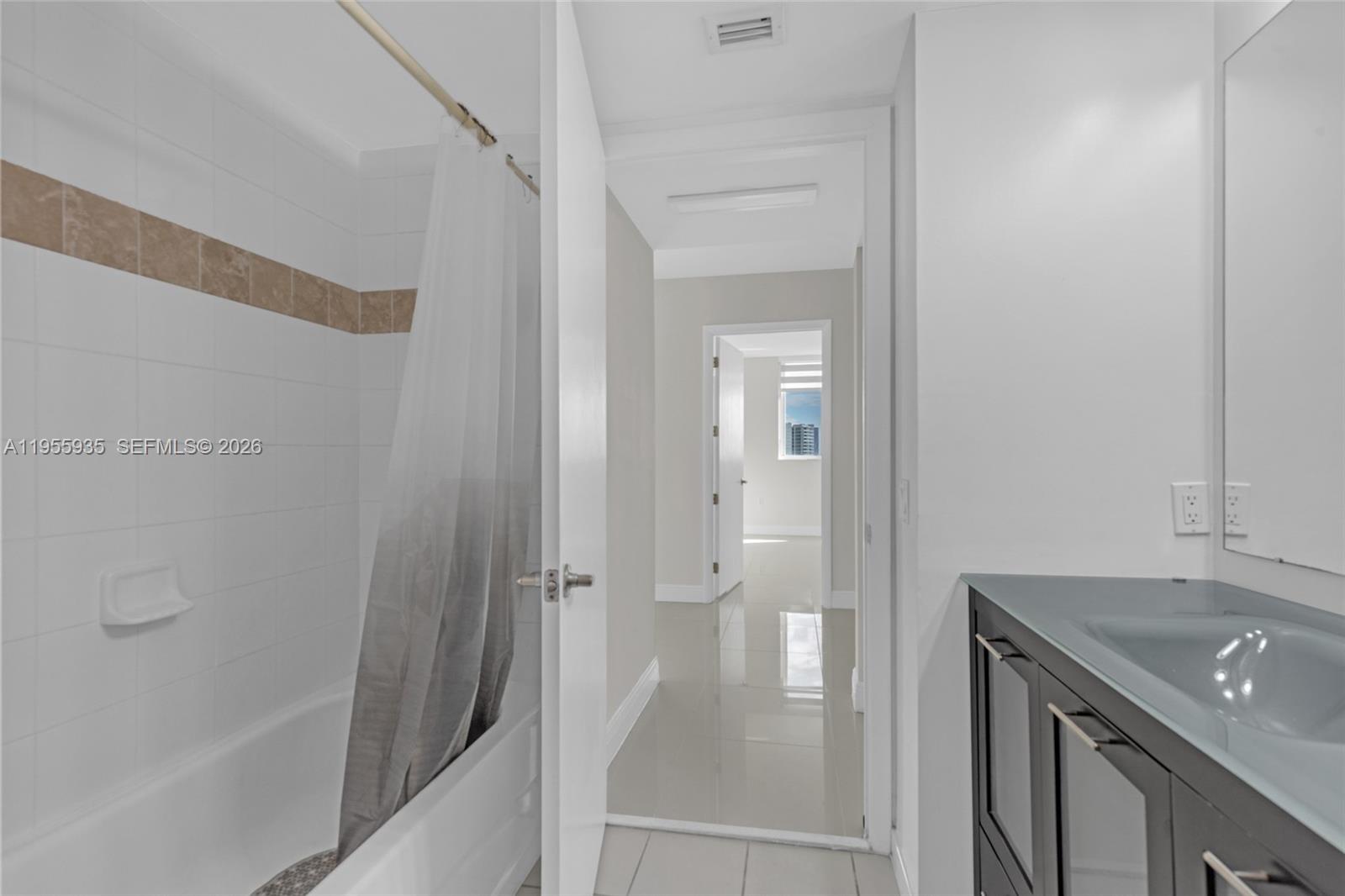 1861 NW S River Dr #2209, Miami FL 33125