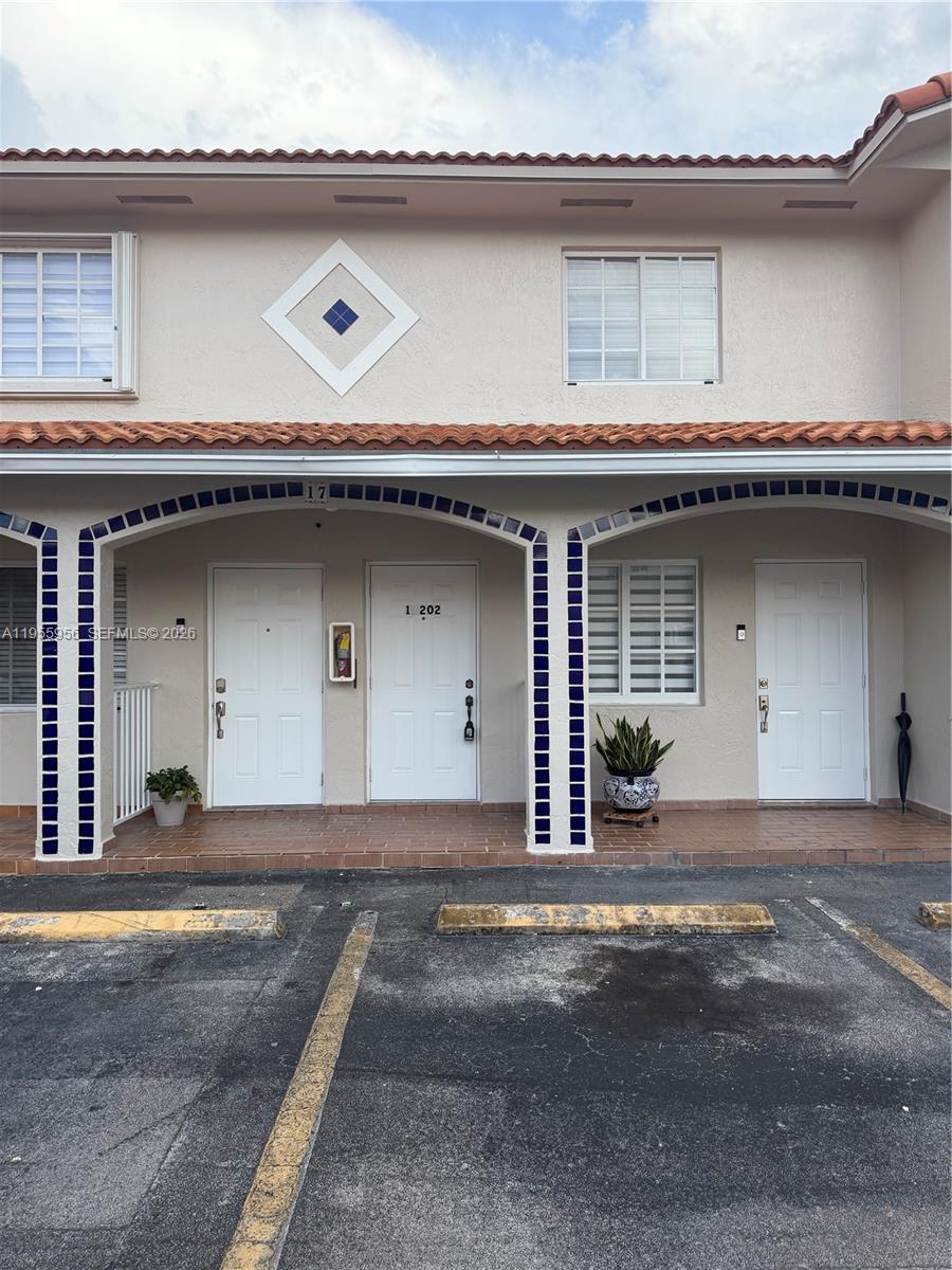10101 W Okeechobee Rd #17202, Hialeah Gardens FL 33016