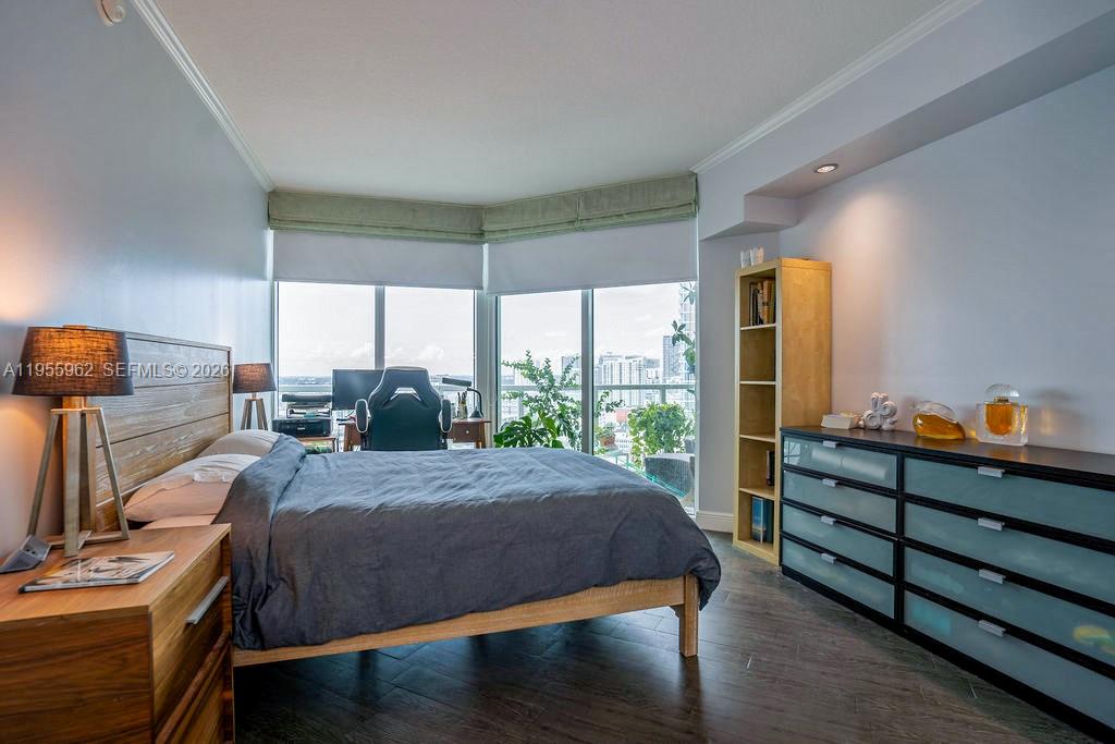 1900 N Bayshore Dr #2018, Miami FL 33132