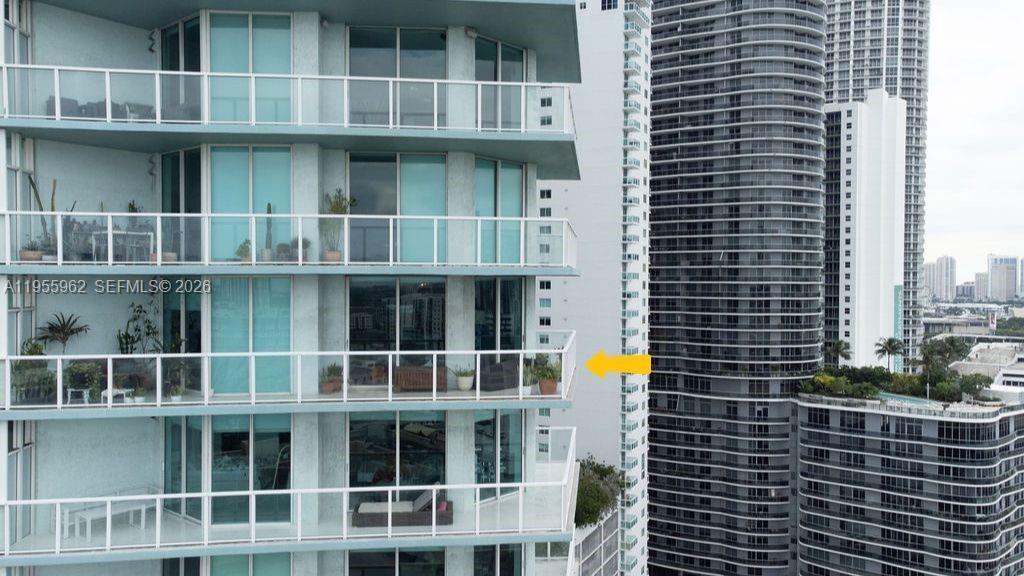 1900 N Bayshore Dr #2018, Miami FL 33132