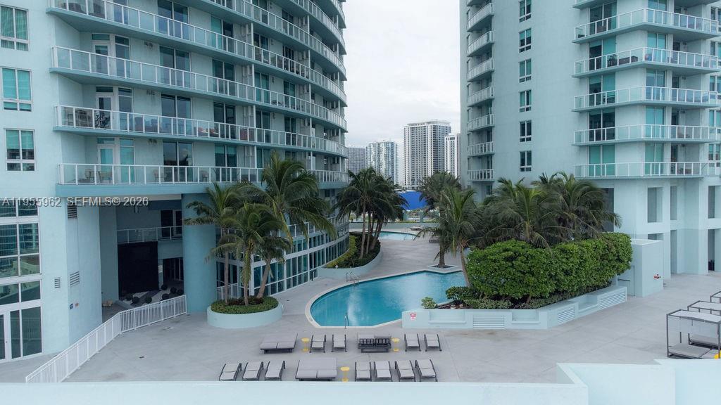 1900 N Bayshore Dr #2018, Miami FL 33132