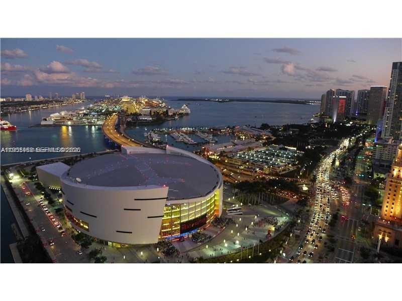 888 Biscayne Blvd #2006, Miami FL 33132