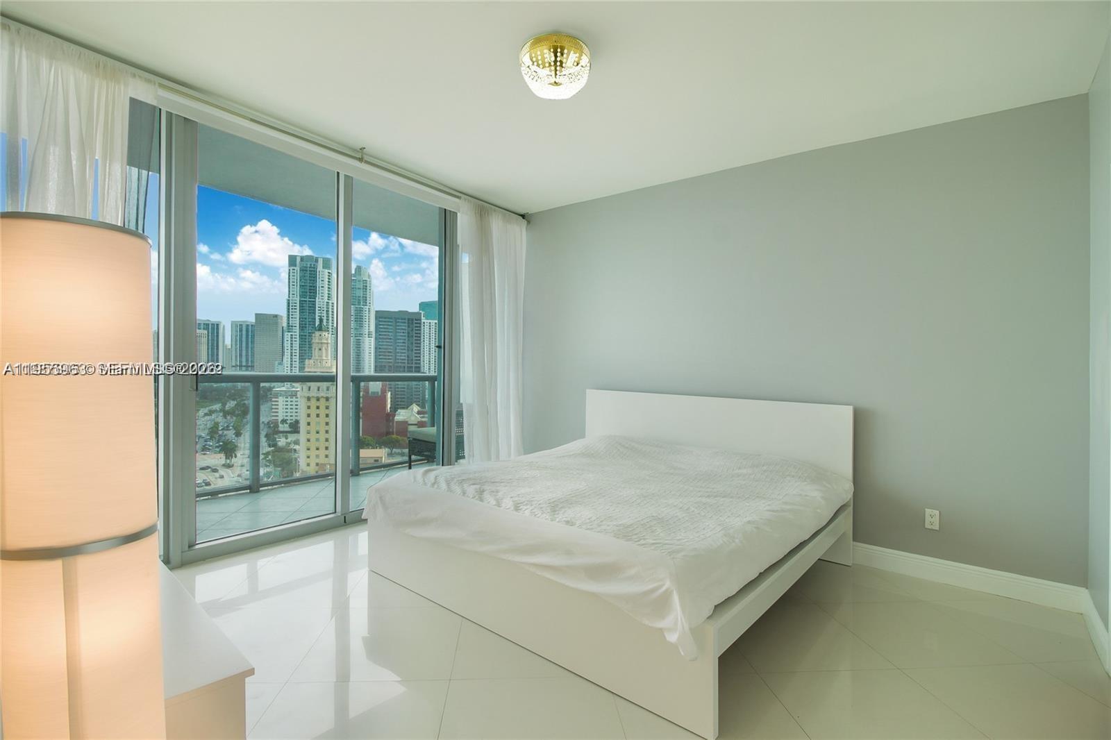 888 Biscayne Blvd #2006, Miami FL 33132