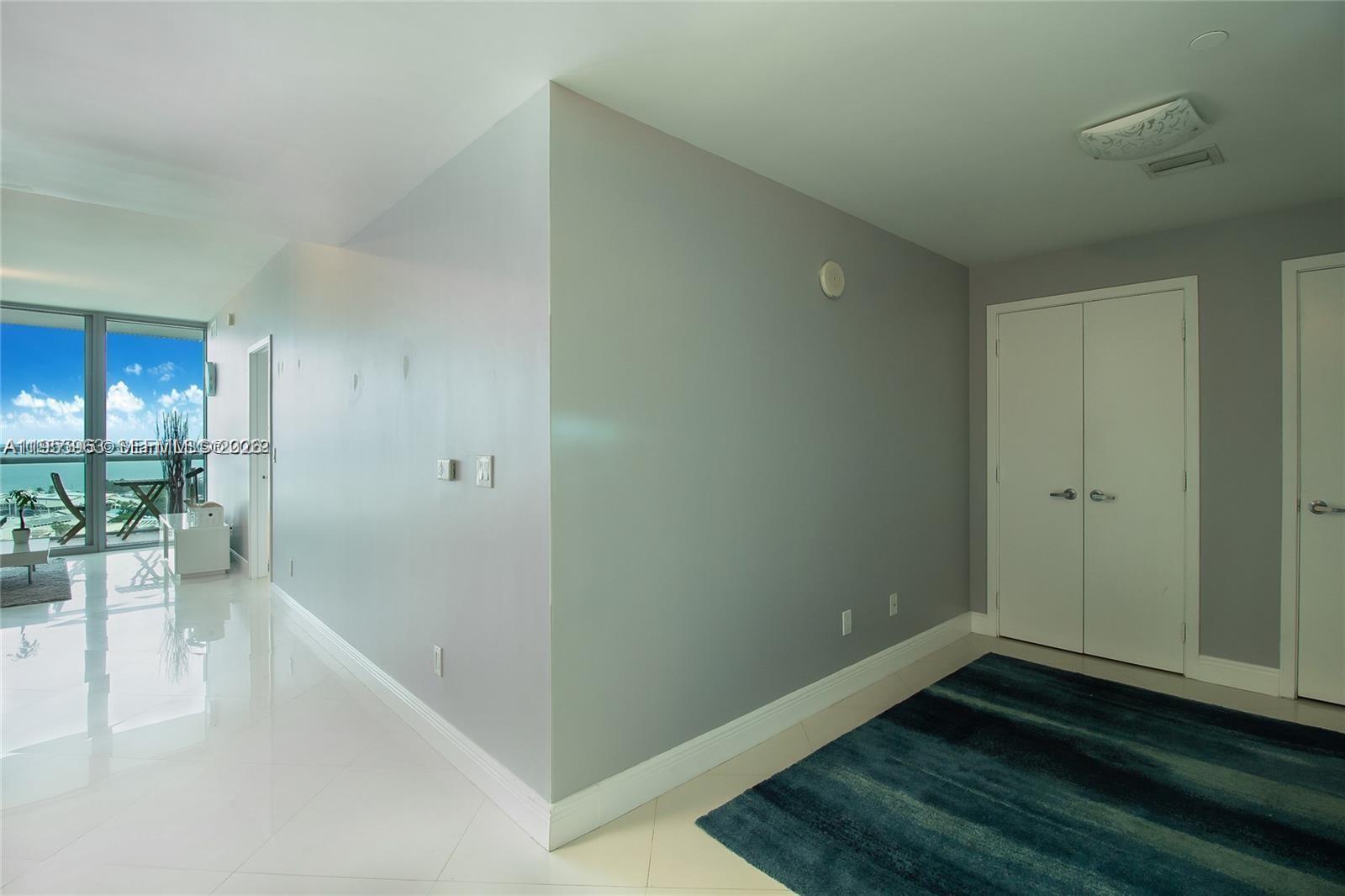 888 Biscayne Blvd #2006, Miami FL 33132