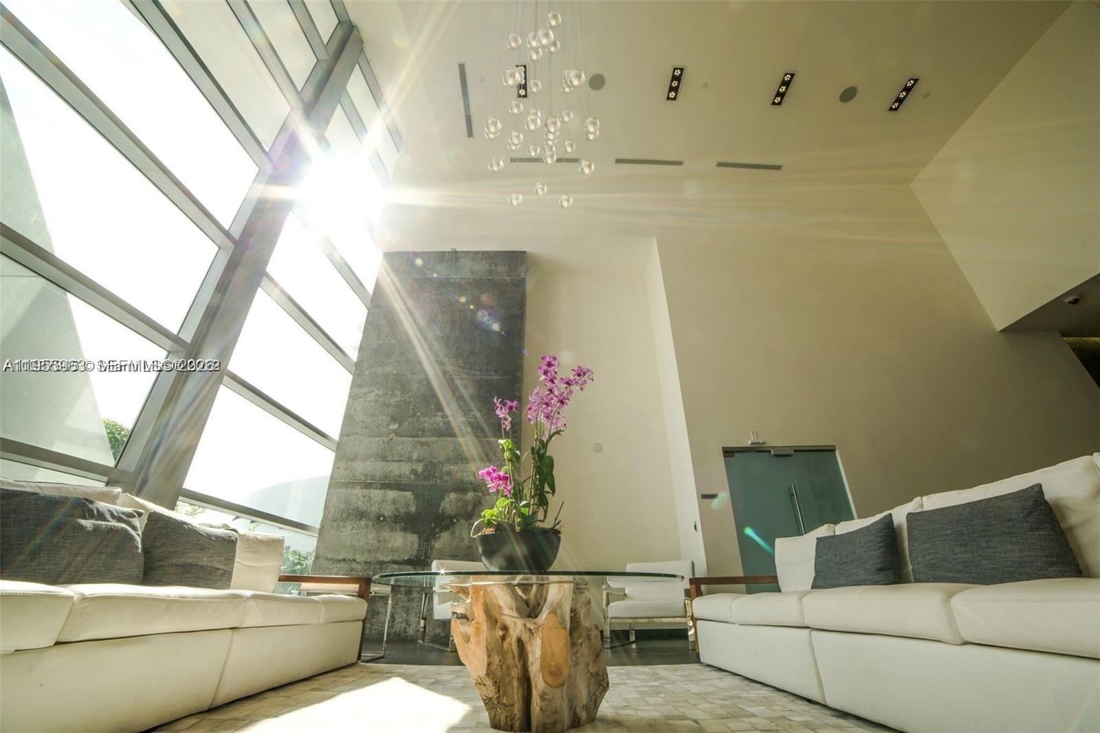 888 Biscayne Blvd #2006, Miami FL 33132