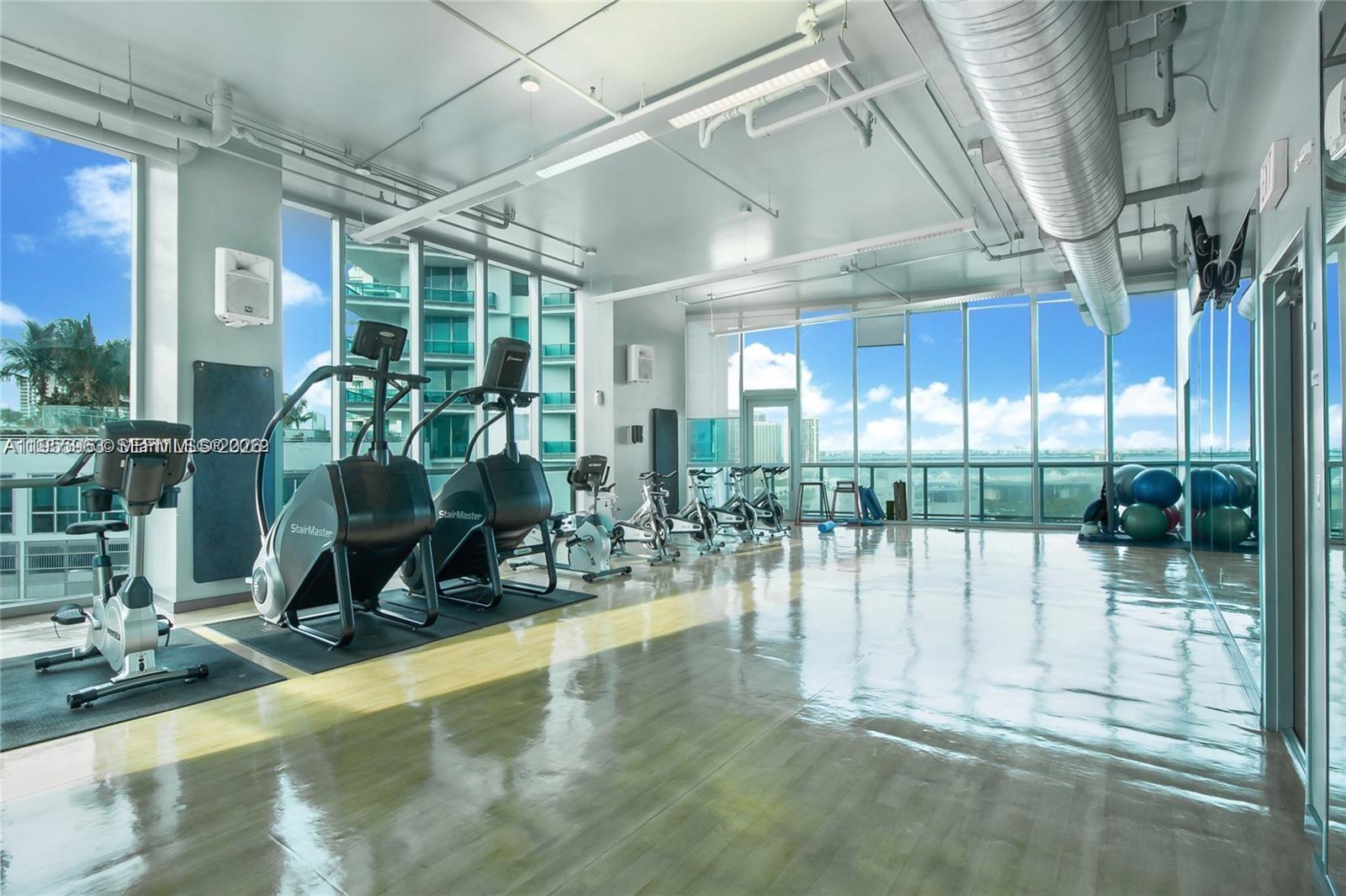 888 Biscayne Blvd #2006, Miami FL 33132