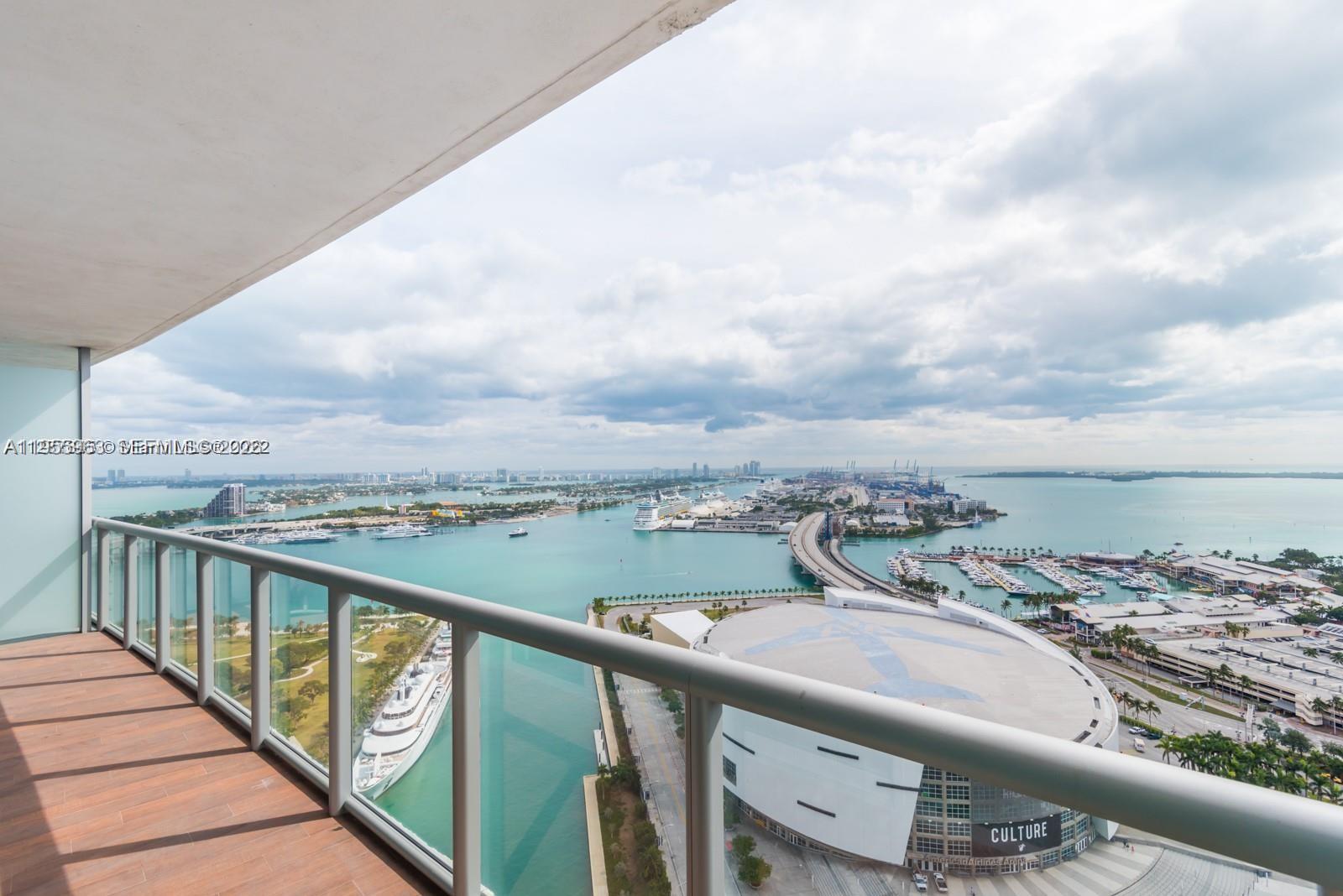 888 Biscayne Blvd #2006, Miami FL 33132