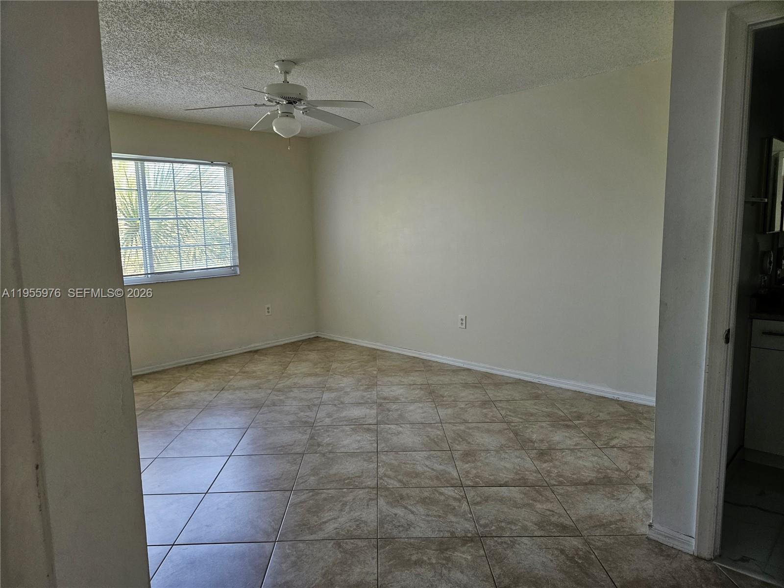 5011 Wiles Rd #306, Coconut Creek FL 33073