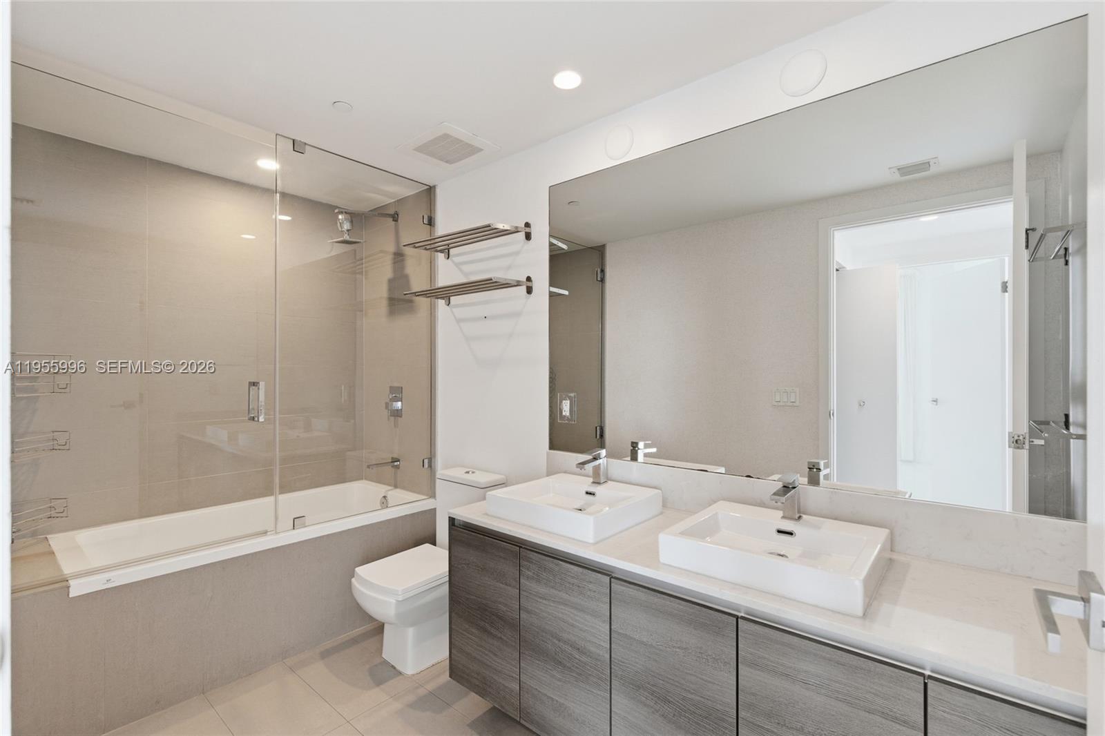 1080 Brickell Ave #3507, Miami FL 33131