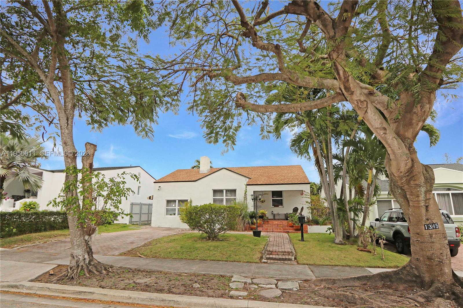 1345 SW 17th St, Miami FL 33145