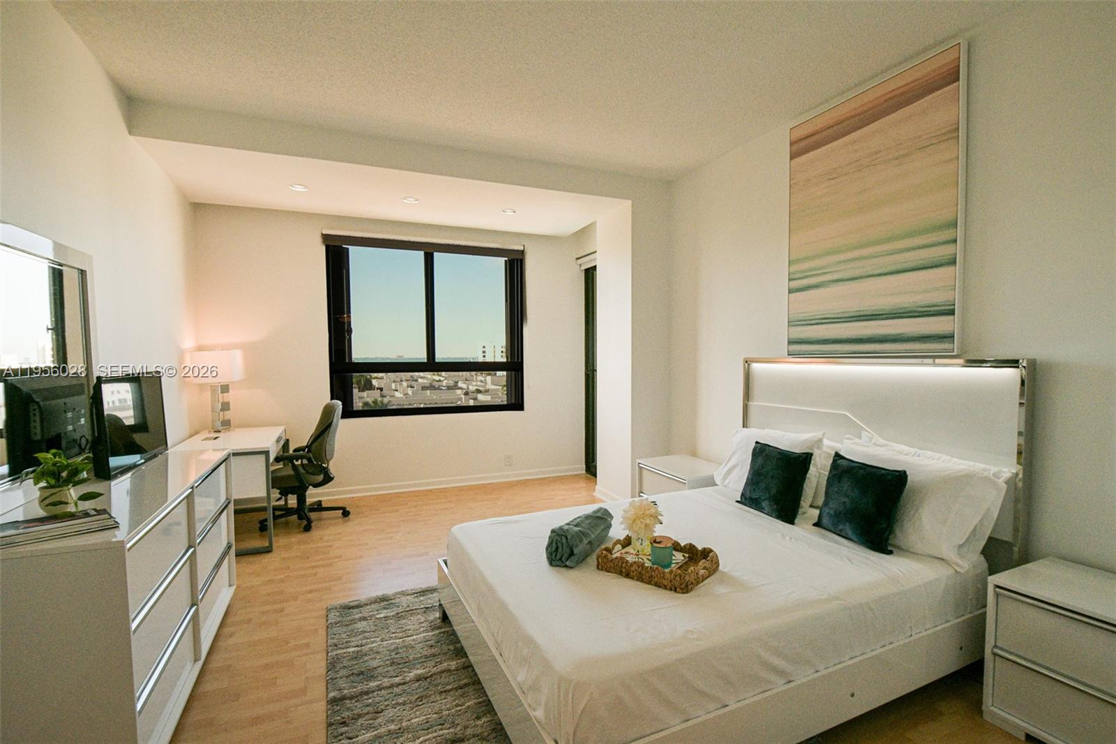 251 Crandon Blvd #704, Key Biscayne FL 33149