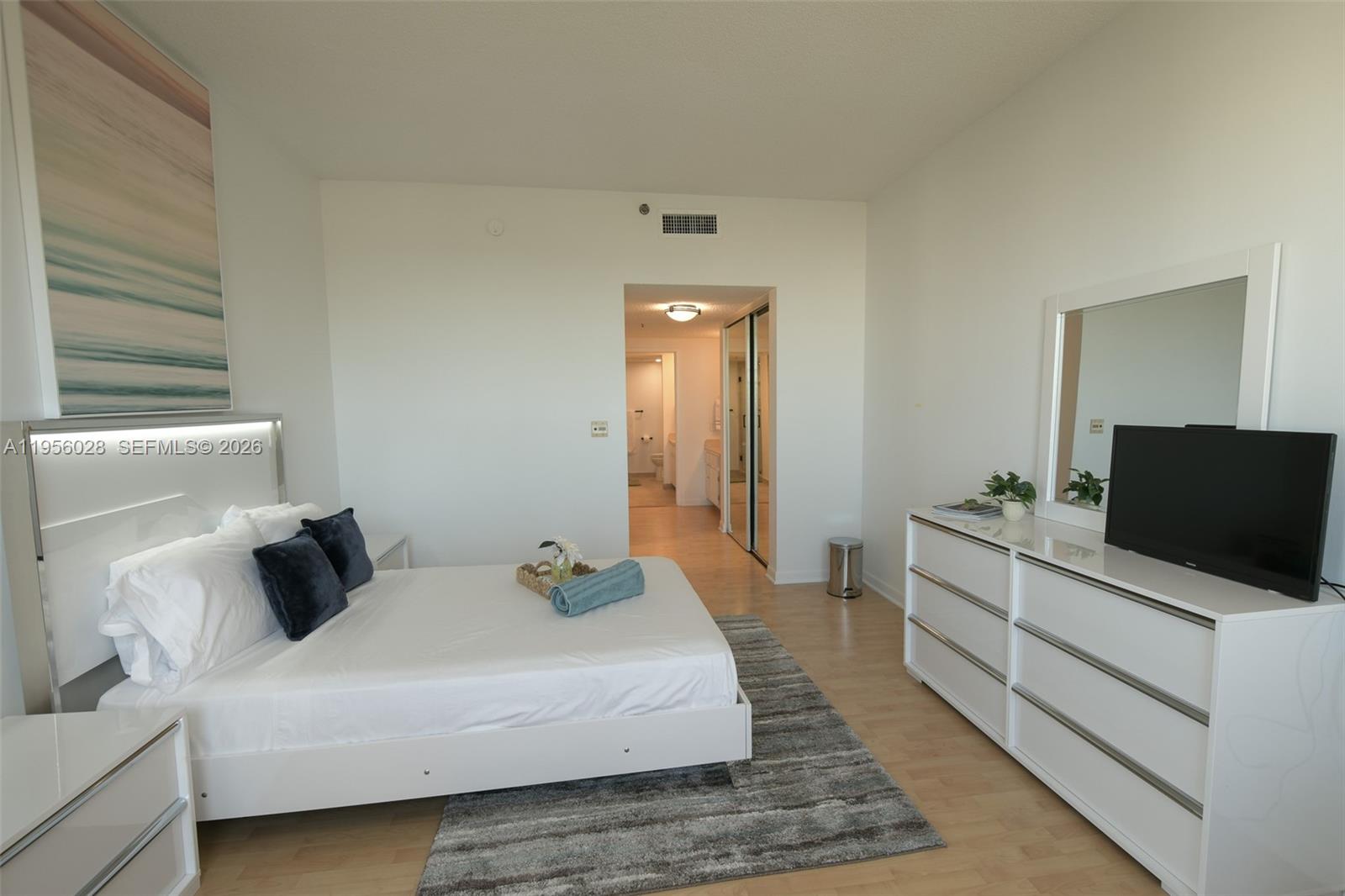 251 Crandon Blvd #704, Key Biscayne FL 33149