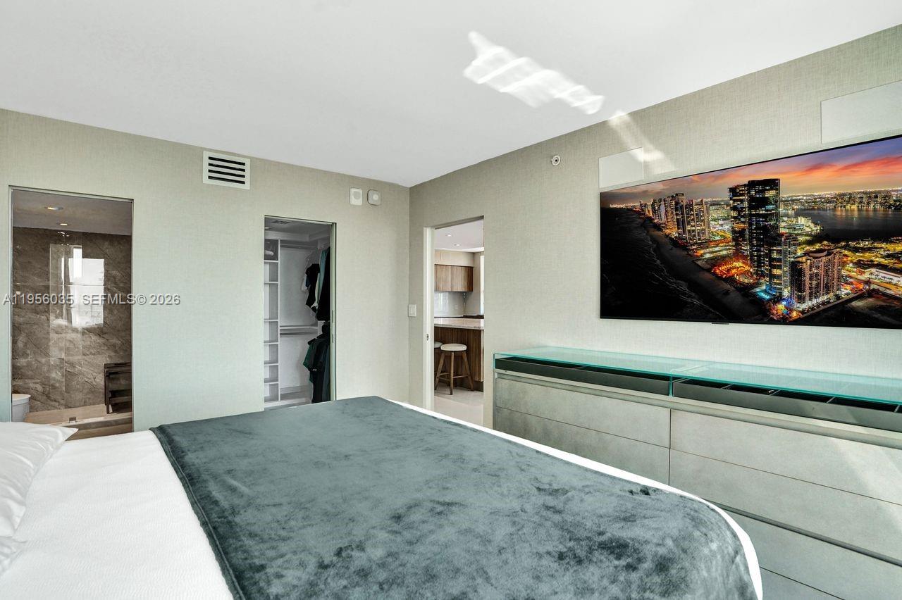 90 Alton Rd #2701, Miami Beach FL 33139
