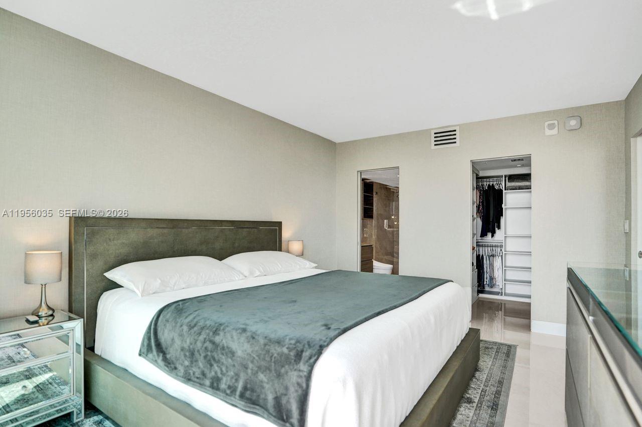 90 Alton Rd #2701, Miami Beach FL 33139