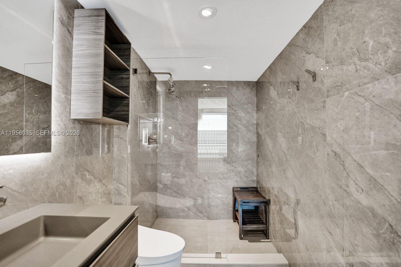 90 Alton Rd #2701, Miami Beach FL 33139