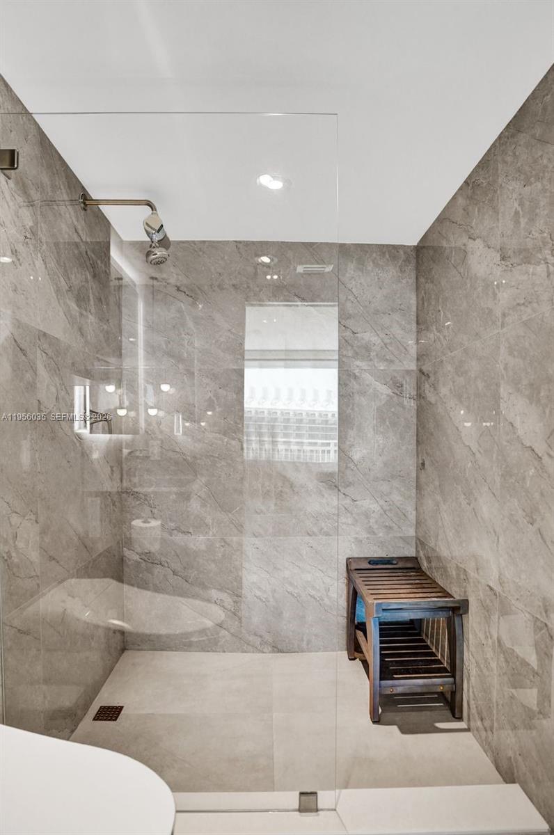 90 Alton Rd #2701, Miami Beach FL 33139