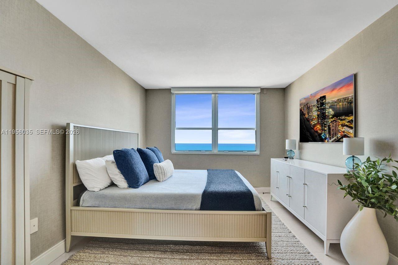 90 Alton Rd #2701, Miami Beach FL 33139