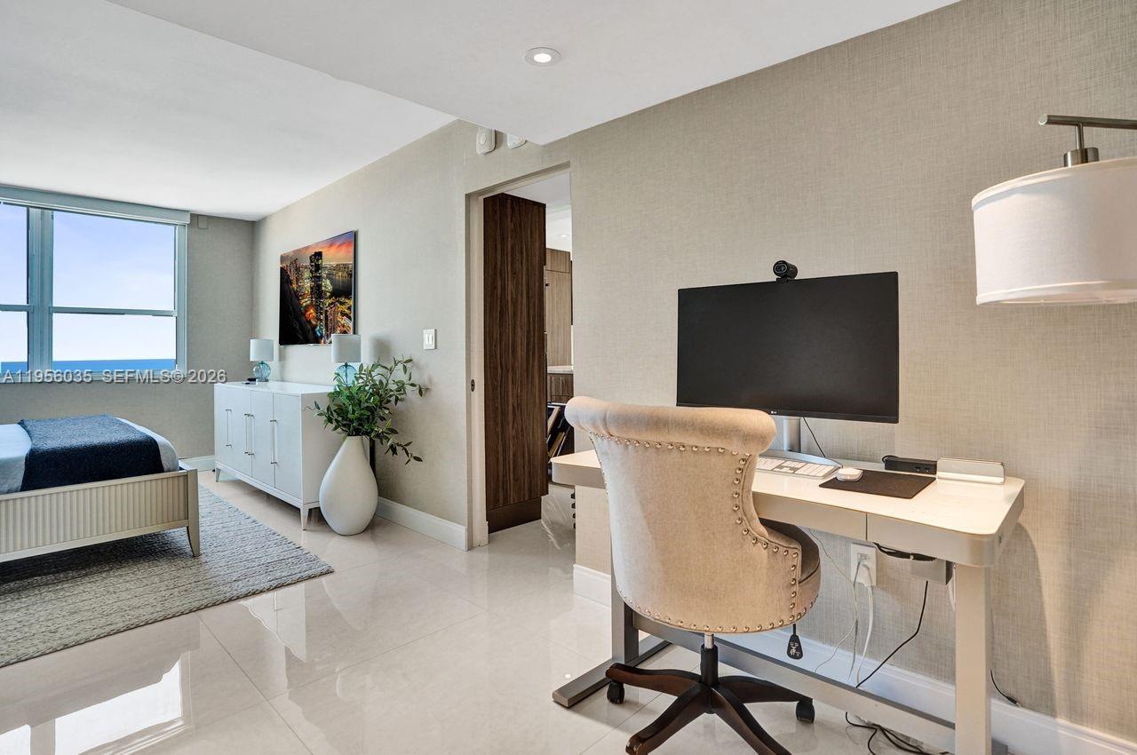 90 Alton Rd #2701, Miami Beach FL 33139
