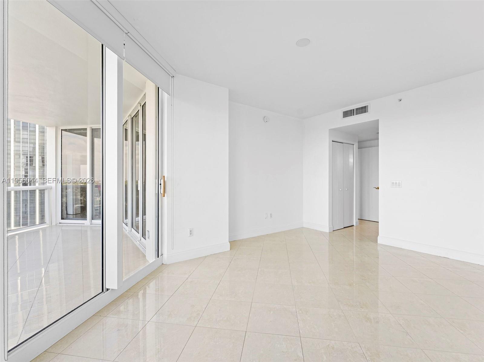 Miami Beach FL 33140 - A11956044