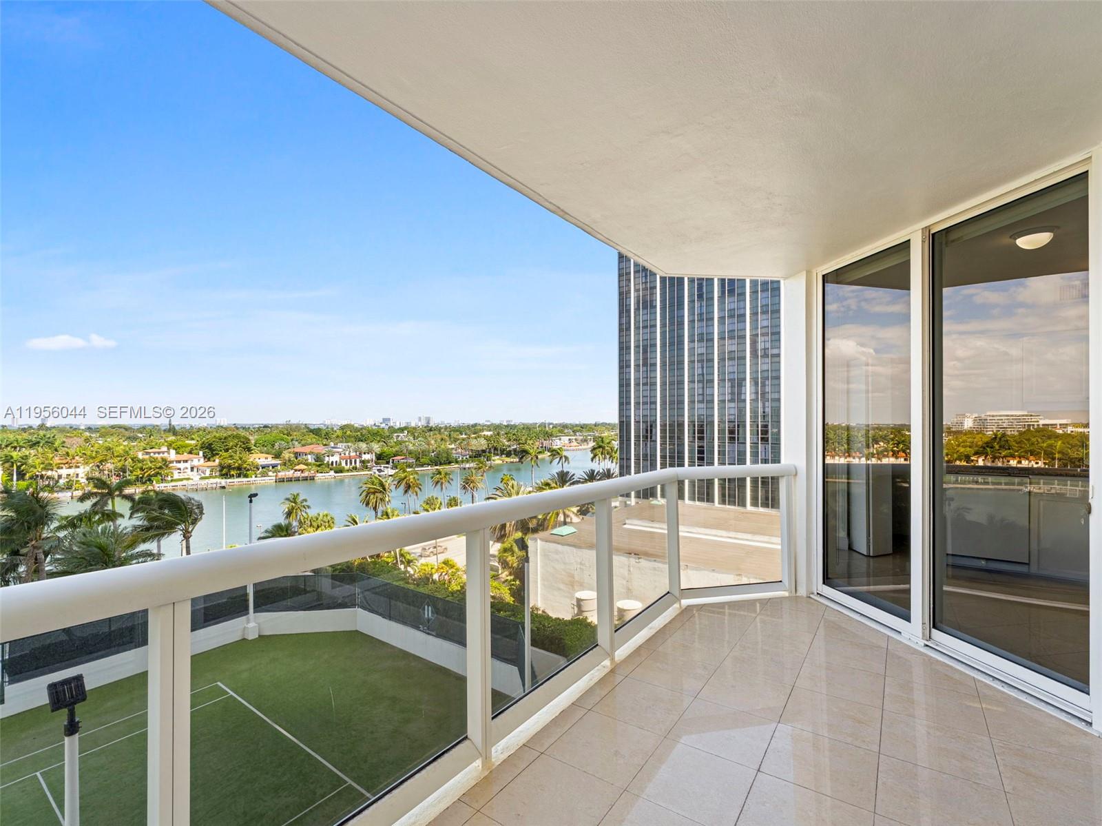 Miami Beach FL 33140 - A11956044