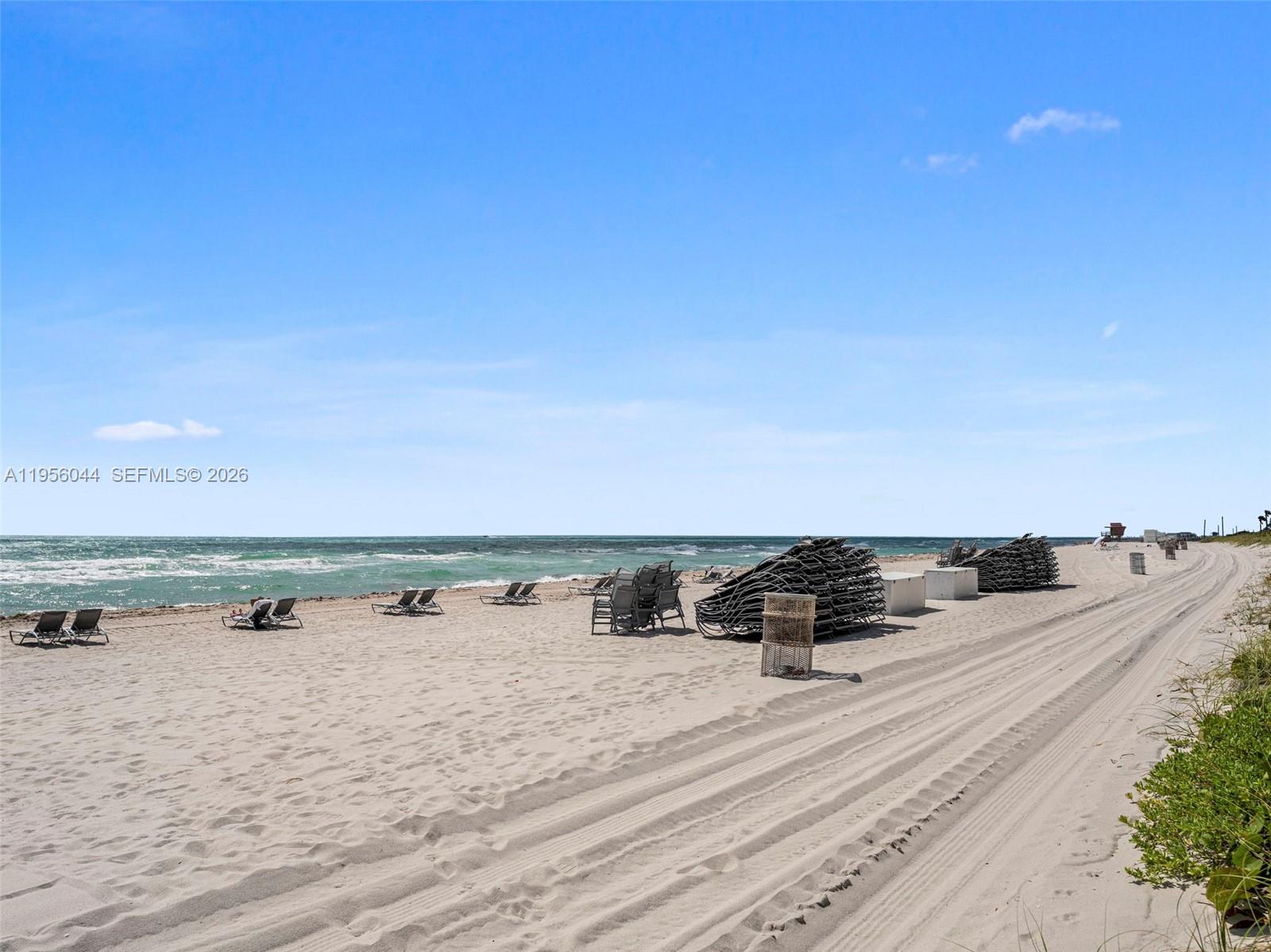 Miami Beach FL 33140 - A11956044