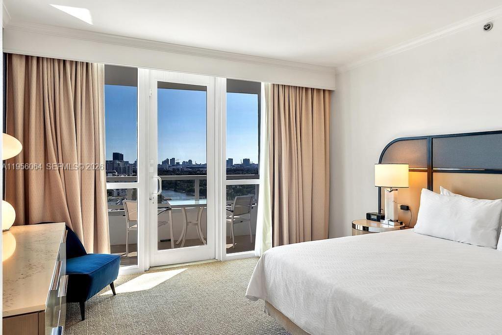 4401 Collins Ave #1712, Miami Beach FL 33140
