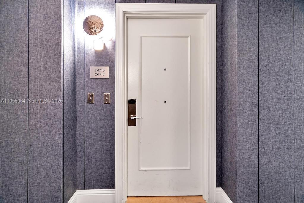 4401 Collins Ave #1712, Miami Beach FL 33140