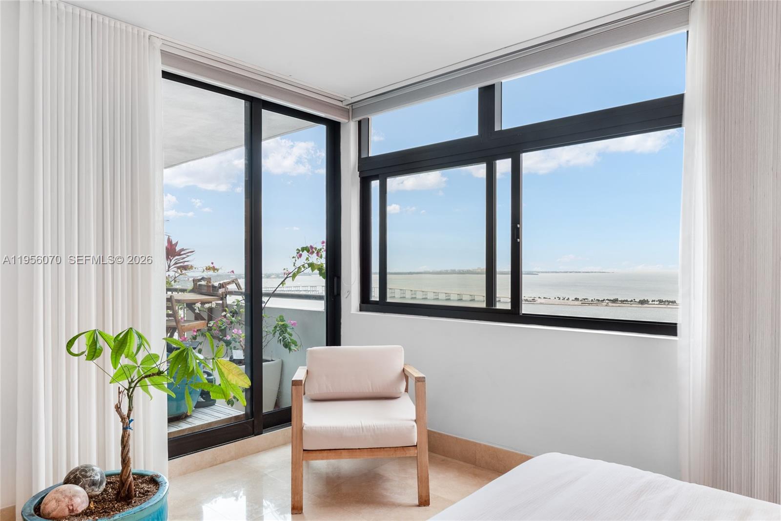 1581 Brickell Ave #2302, Miami FL 33129