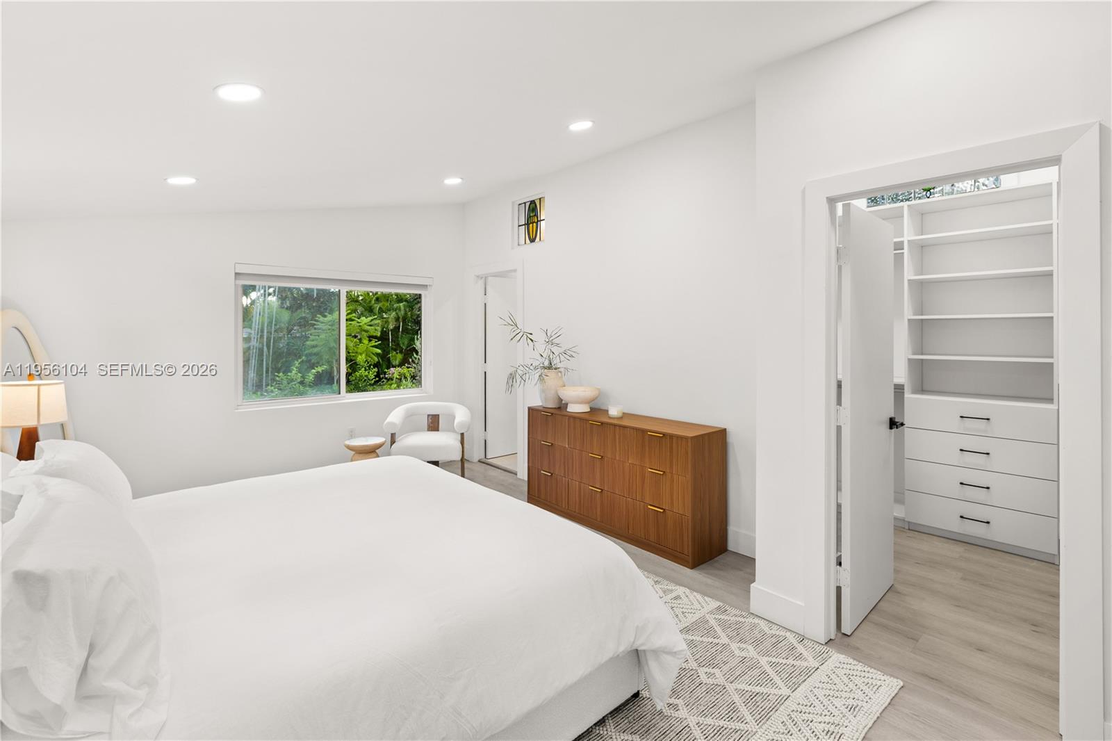 3616 SW 26th St, Miami FL 33133