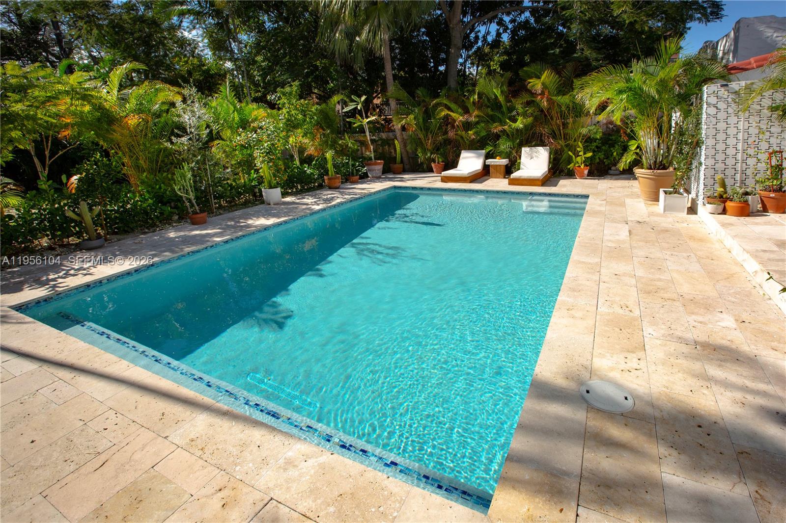 3616 SW 26th St, Miami FL 33133