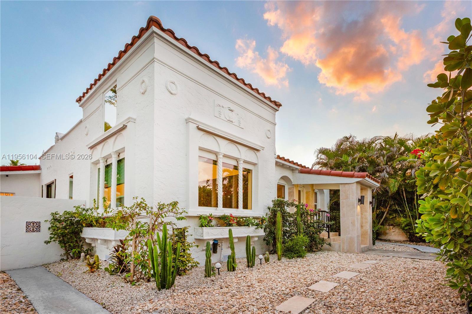 3616 SW 26th St, Miami FL 33133