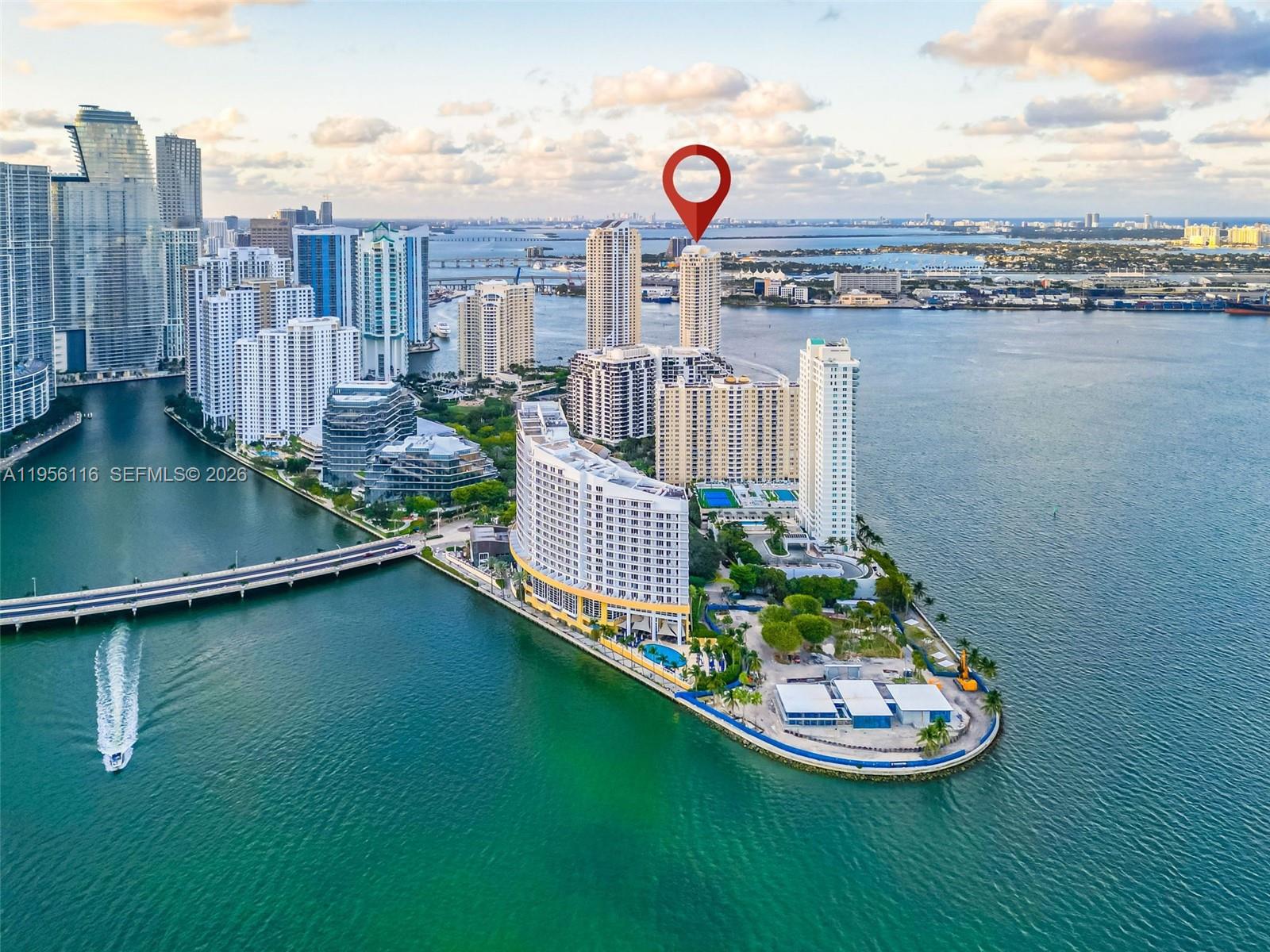 808 Brickell Key Dr #1808, Miami FL 33131