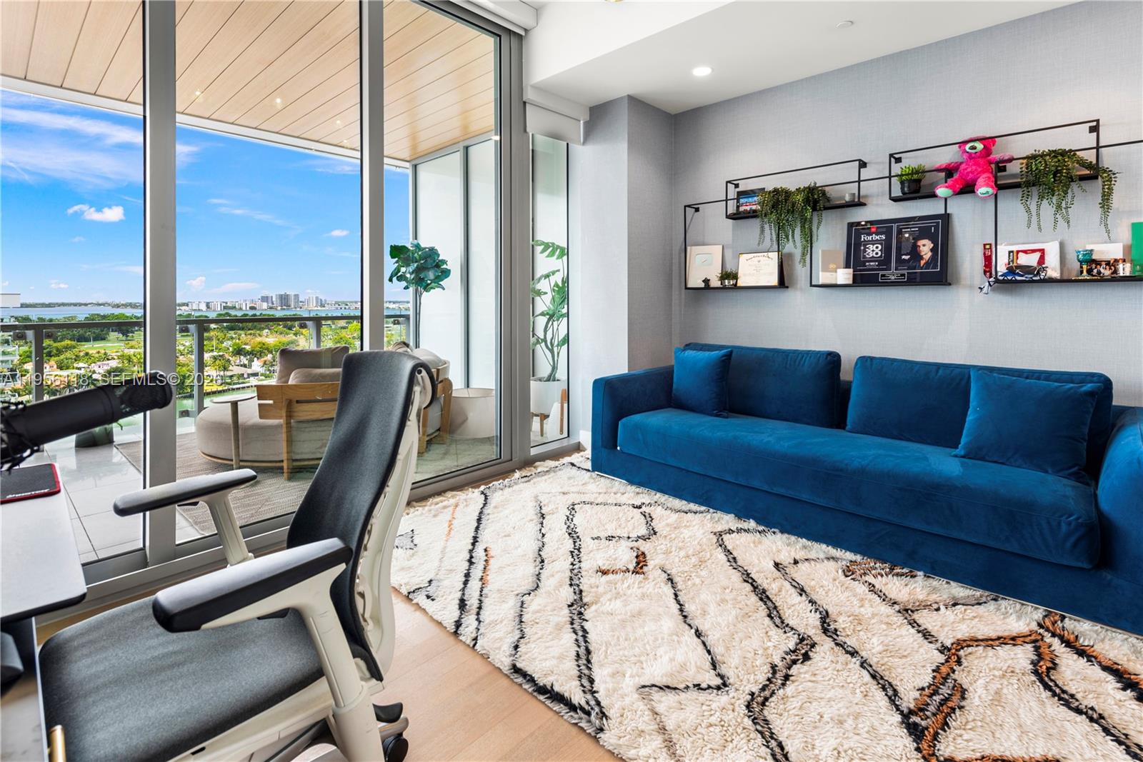 5775 Collins Ave #1405, Miami Beach FL 33140