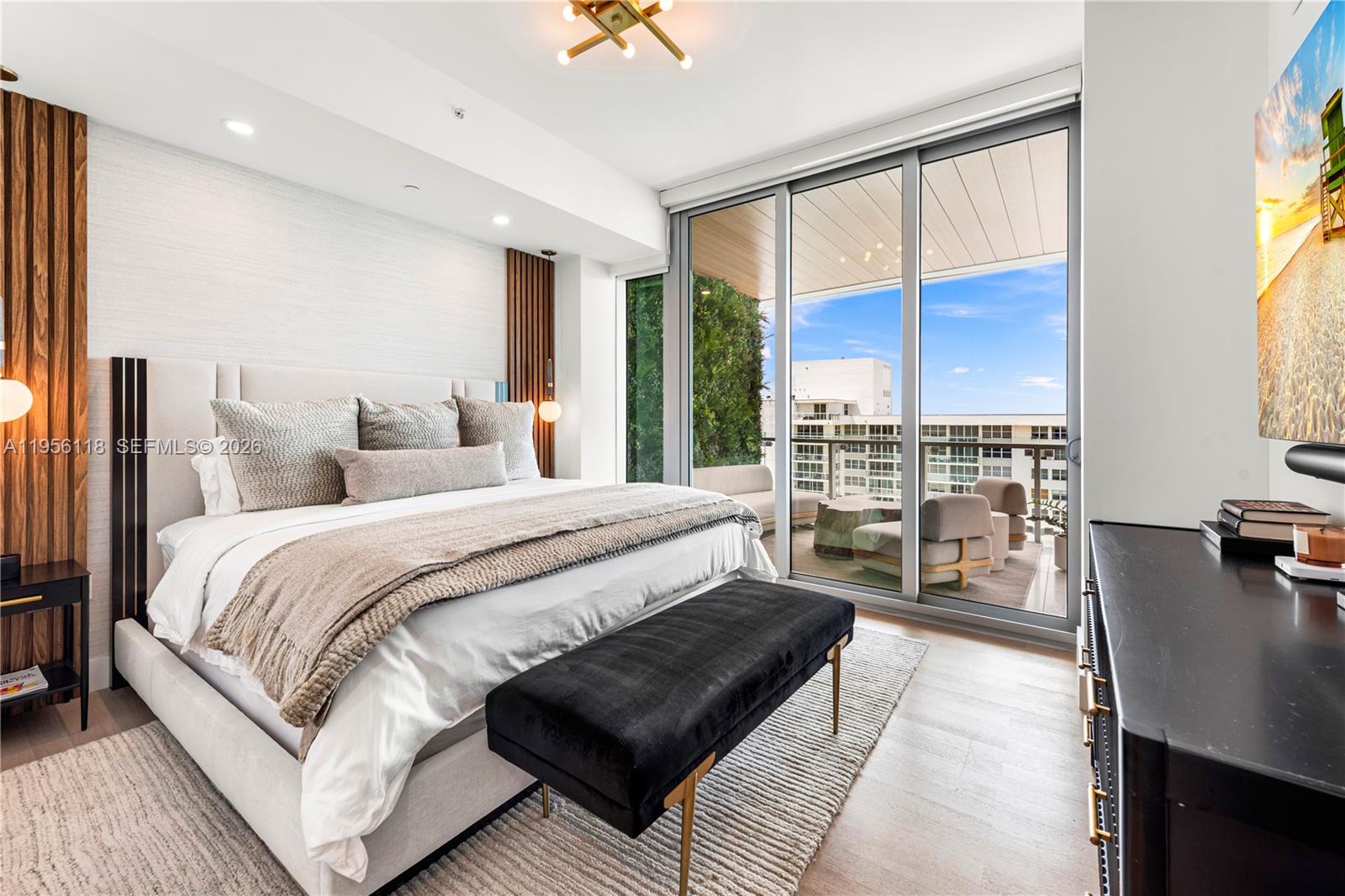 5775 Collins Ave #1405, Miami Beach FL 33140
