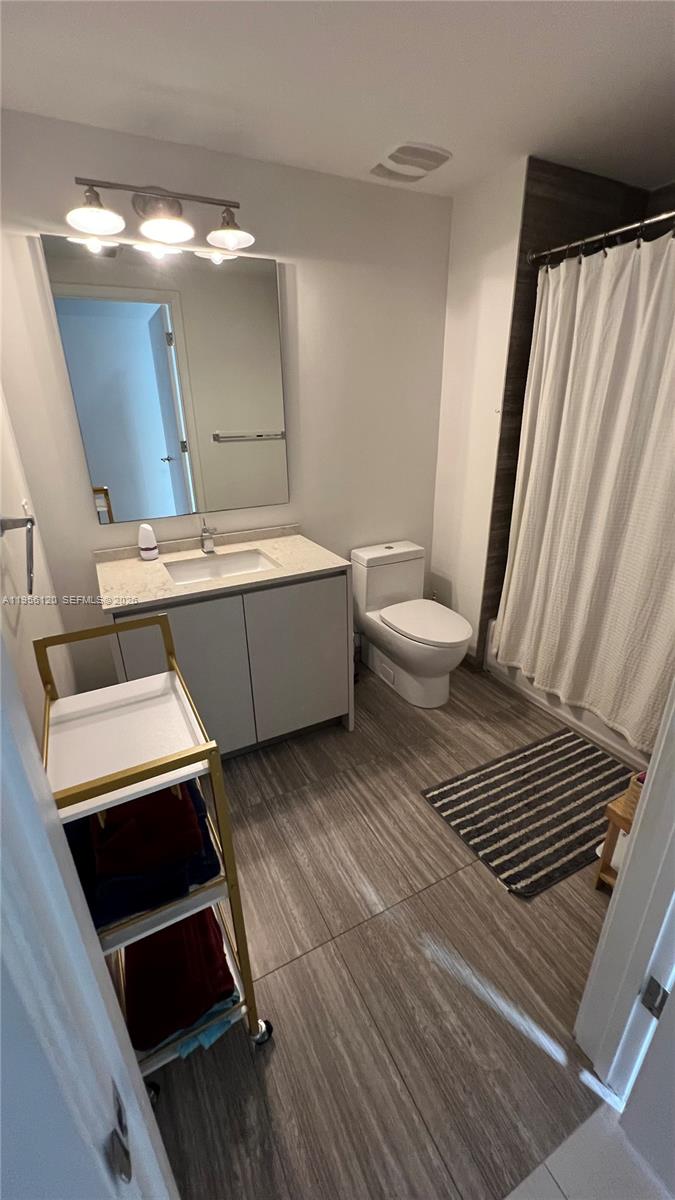 1010 Brickell Ave #1510, Miami FL 33131