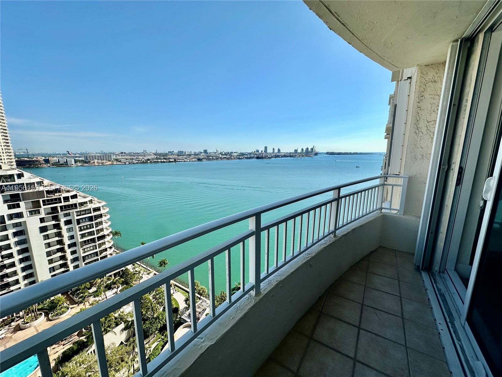 770 Claughton Island Dr #PH-9, Miami FL 33131