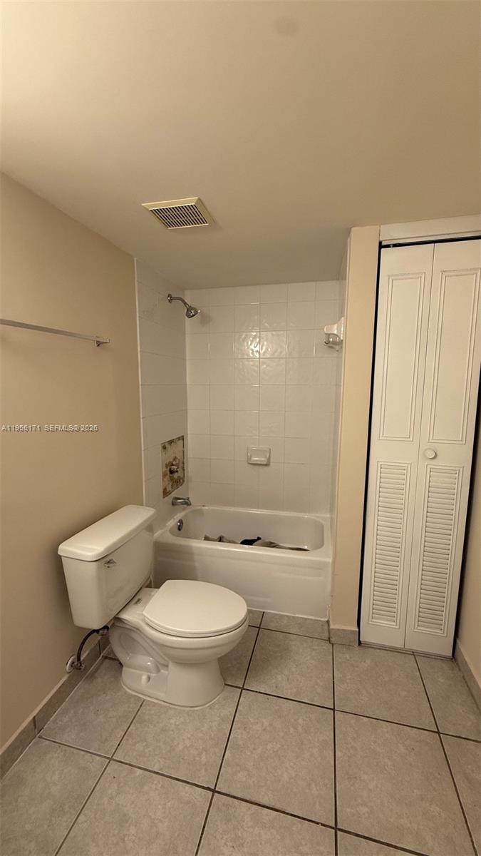 4854 NW 7th St #508, Miami FL 33126