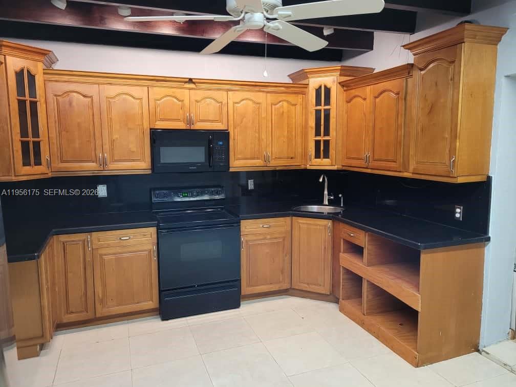 2828 SW 3rd St #front, Miami FL 33135