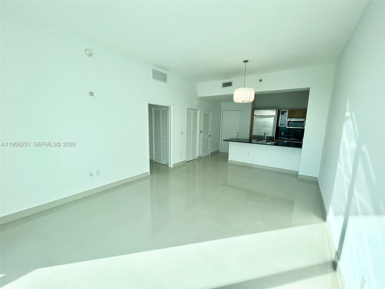 950 Brickell Bay Dr #4603, Miami FL 33131