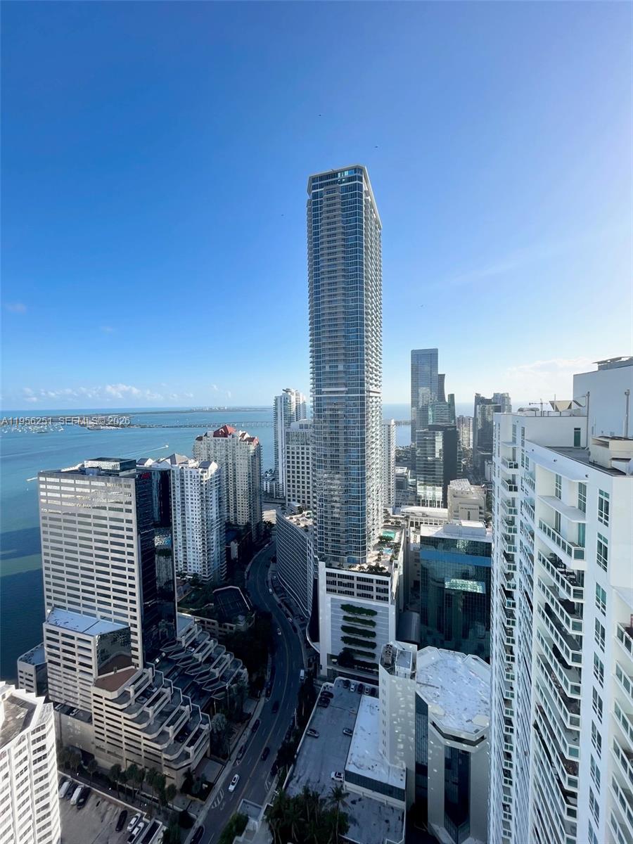 950 Brickell Bay Dr #4603, Miami FL 33131