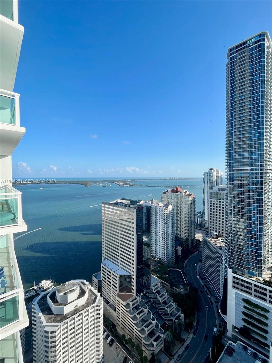 950 Brickell Bay Dr #4603, Miami FL 33131
