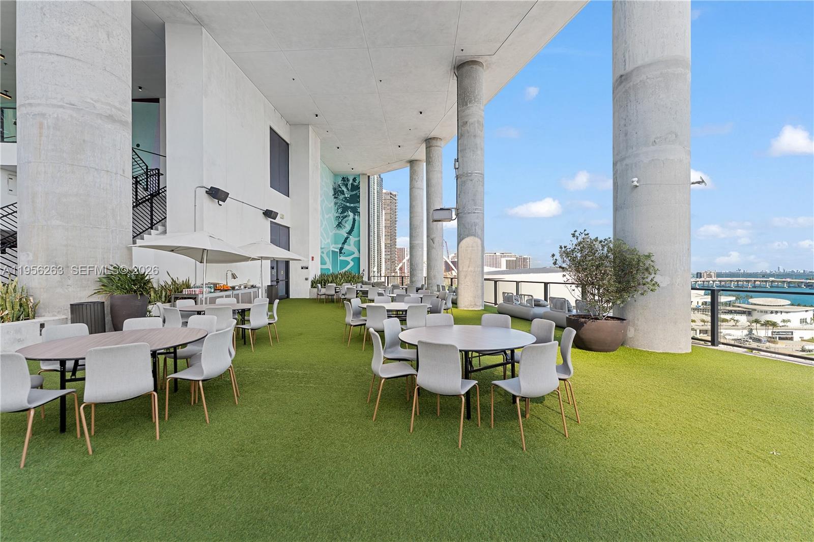 398 NE 5th St #1408, Miami FL 33132