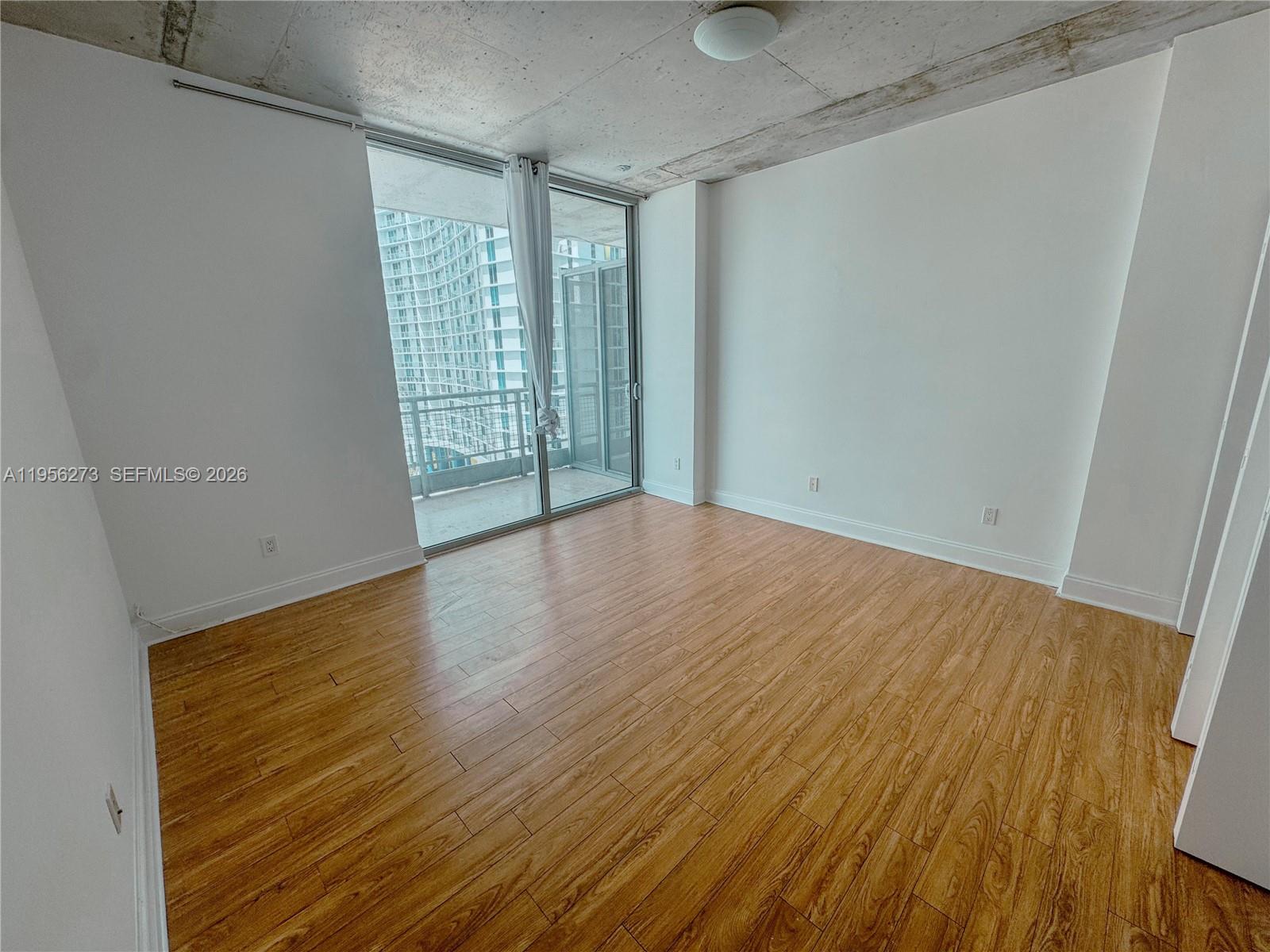 690 SW 1st Ct #2122, Miami FL 33130